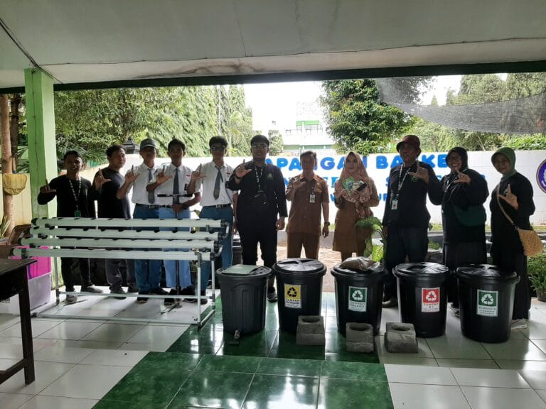 Sekolah Alam Sumenep Bantu Sarpras Pendukung Kolaborator