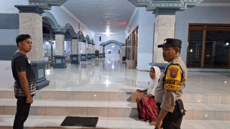 Dukun Sumenep Ngaku Bisa Sembuhkan Penyakit, Emas 10.020 Gram Penjual Rujak Dibawa Kabur