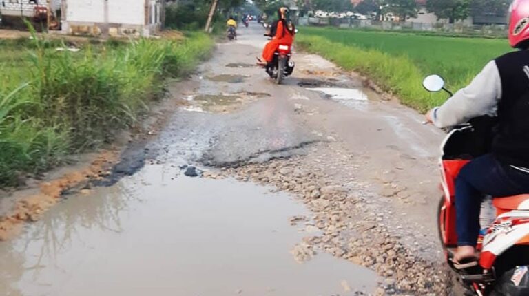 APBN Mampet, APBD Seret, Perbaikan Jalan Senilai Rp250 M Terancam Gagal