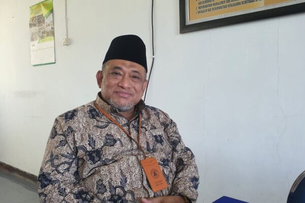 UNIRA Hapus Kuliah Malam, Rektor Himbau Mahasiswi Tidak Bimbingan ke Rumah Dosen Pria