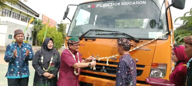 Kacabdin: CSR Kendaraan Praktek SMKN 1 Kamal Harus Dimanfaatkan Dengan Baik