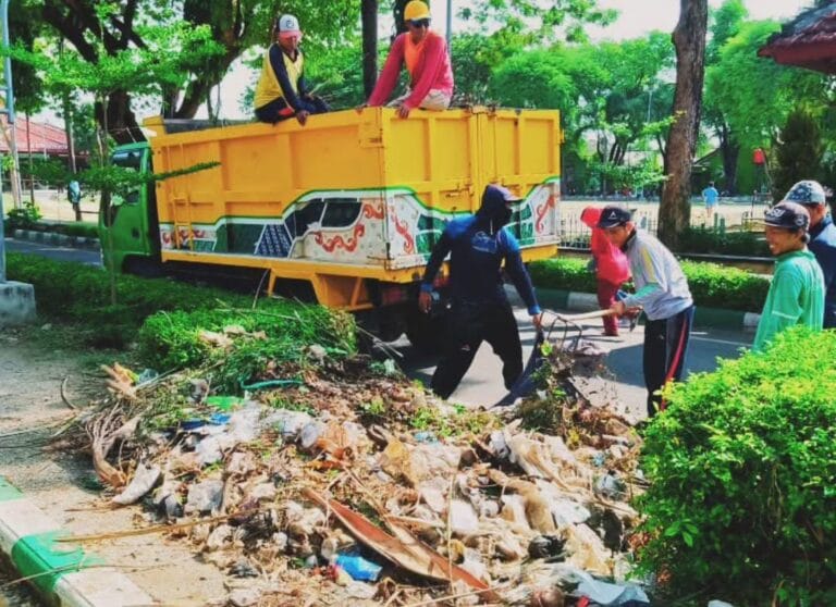 DLH Pamekasan Siapkan Pengadaan Dua Kontainer, Optimalisasi Pengelolaan Sampah TPS3R 