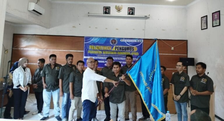 PWI Bangkalan Kembali Dipimpin Mahmud Ismail untuk Periode 2025–2028