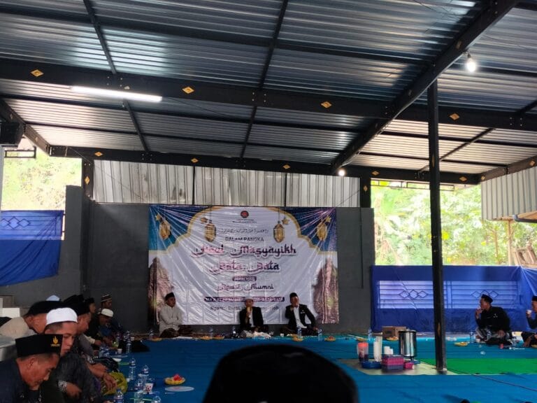 Alumni MA A 07 Gelar Haul Masyayikh Bata-Bata di Pamekasan, Reuni ke 6 di Sampang